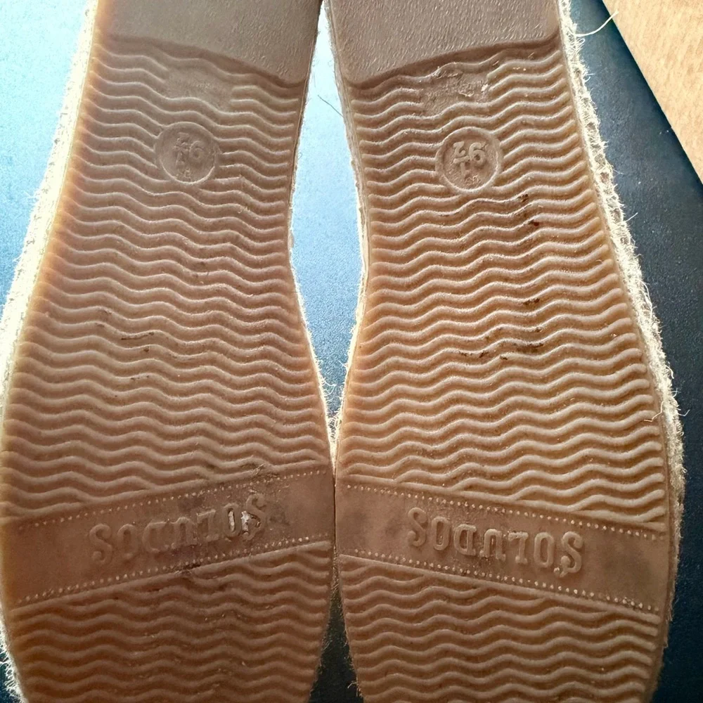 Soludos Beige Espadrilles with Green Cactus Embroidery